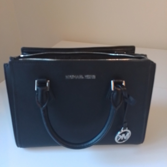Michael Kors Black Handbag - Picture 2 of 16